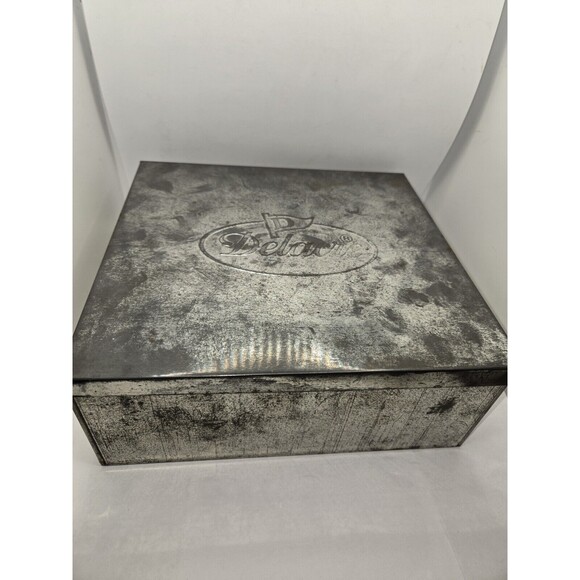 Vtg Delacre Tin Box Metal Cookie Biscuit Container Advertisement 9-1/8 x 8-1/2 - Picture 4 of 6